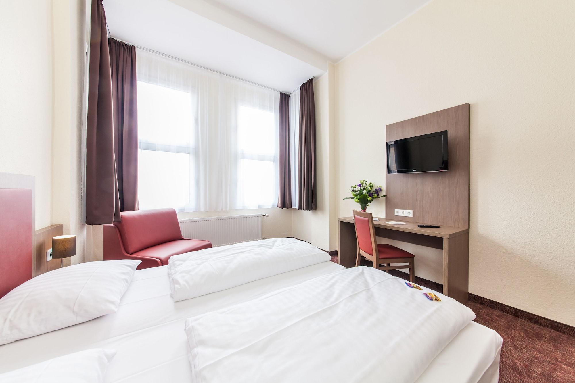 Hotel Maxim Duesseldorf City Exterior photo